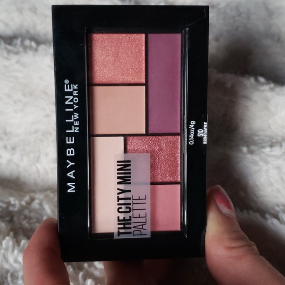 nwt. maybelline THE CITY MINI PALETTE - Picture 4 of 4